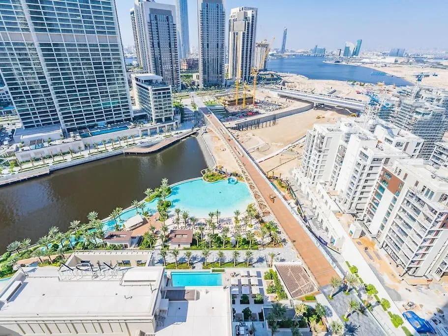 Harbourview Hideaway - 2Br Creek Island Escape Apartment Dubai