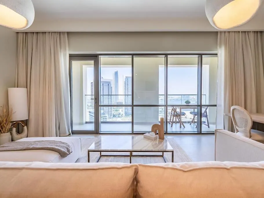 Harbourview Hideaway - 2Br Creek Island Escape Apartment Dubai