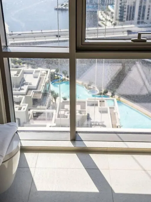 Harbourview Hideaway - 2Br Creek Island Escape Apartment Dubai