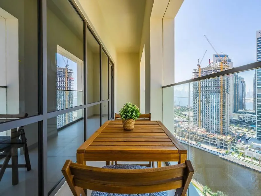 Harbourview Hideaway - 2Br Creek Island Escape Apartment Dubai