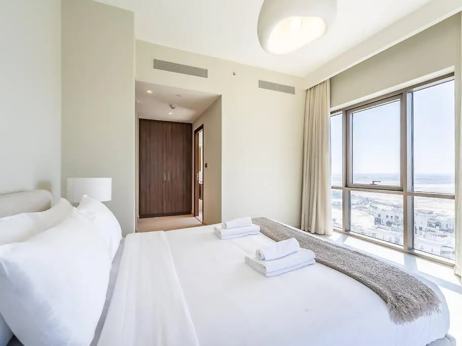 Harbourview Hideaway - 2Br Creek Island Escape Apartment Dubai