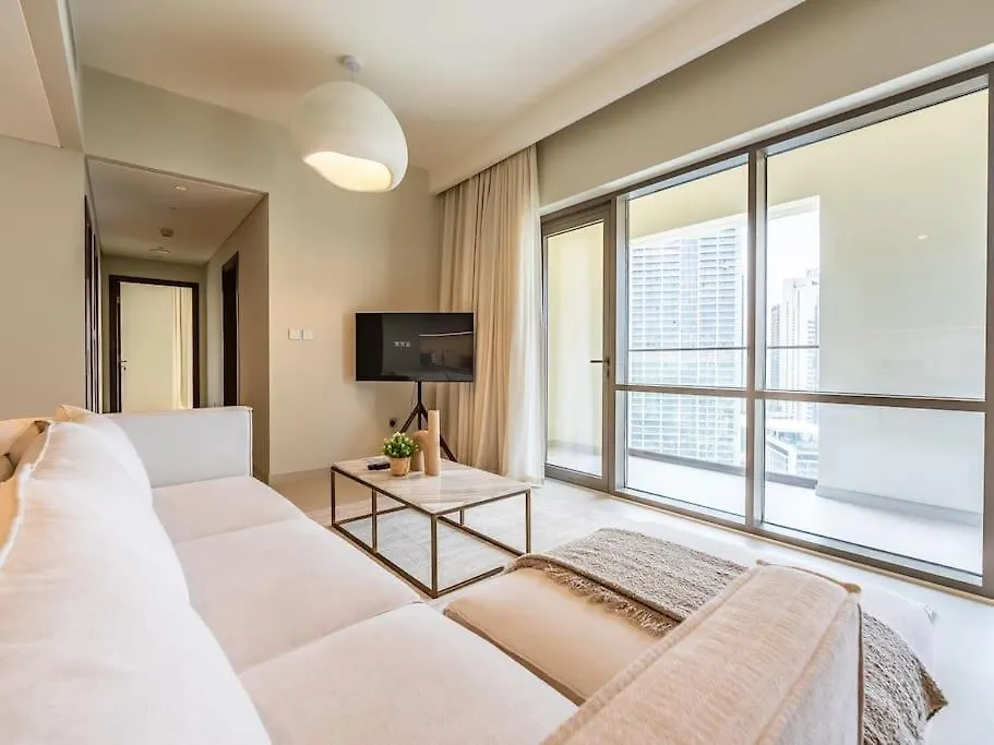 Harbourview Hideaway - 2Br Creek Island Escape Apartment Dubai