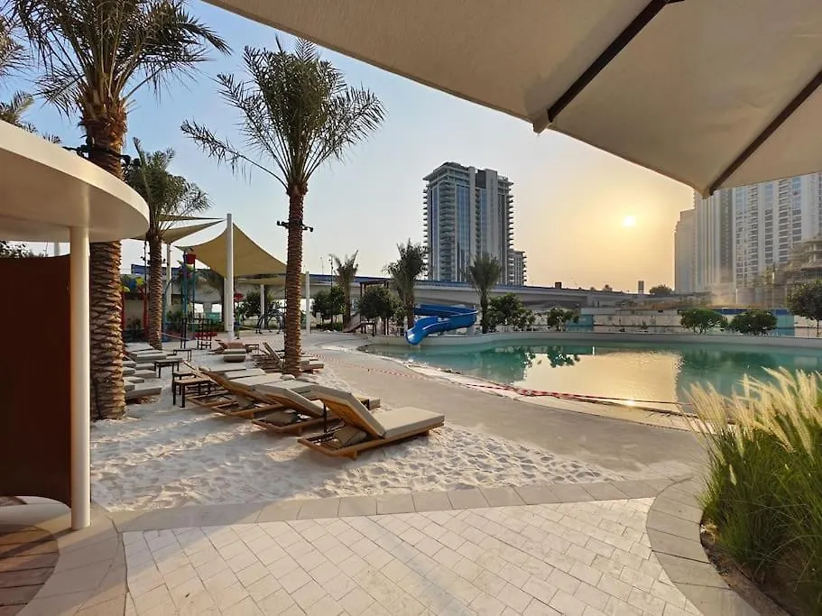 Harbourview Hideaway - 2Br Creek Island Escape Apartment Dubai